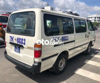 Toyota Hiace 2004 - Cần bán Toyota Hiace 3.0MT đời 2004, màu trắng, nhập khẩu nguyên chiếc