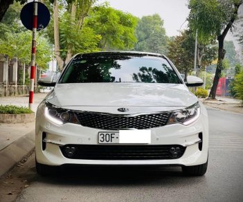 Kia Optima   2.0ATH   2017 - Cần bán gấp Kia Optima 2.0ATH năm 2017, màu trắng