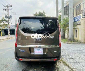 Ford Tourneo 2.0L Titanium 2019 - Bán ô tô Ford Tourneo 2.0L Titanium sản xuất năm 2019, màu nâu, nhập khẩu nguyên chiếc