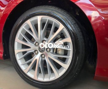 Toyota Camry AT 2019 - Bán Toyota Camry AT sản xuất 2019, màu đỏ, xe nhập