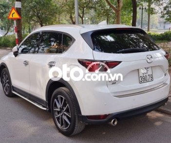 Mazda 5 2.5AT  2018 - Cần bán xe Mazda CX-5 2.5AT sản xuất năm 2018, màu trắng, nhập khẩu chính chủ, giá chỉ 845 triệu