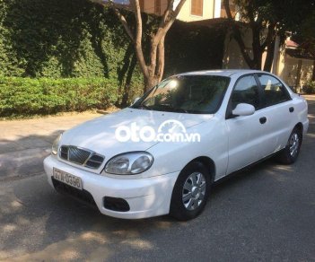 Daewoo Lanos 2004 - Cần bán xe Daewoo Lanos đời 2004, màu trắng