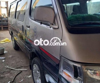 Toyota Hiace 2002 - Bán xe Toyota Hiace đời 2002