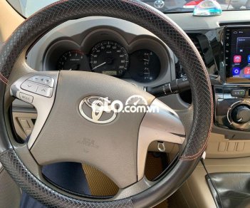 Toyota Hilux   2012 - Bán ô tô Toyota Hilux E sản xuất năm 2012, màu bạc, xe nhập chính chủ, giá chỉ 379 triệu