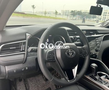 Toyota Camry   2.5 Q  2020 - Bán Toyota Camry 2.5 Q đời 2020, màu đen còn mới