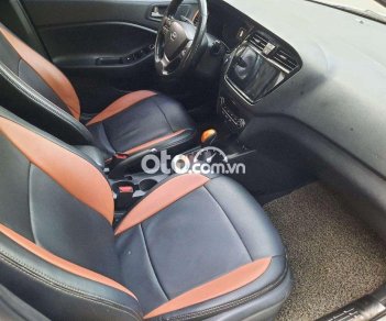 Hyundai i20 2015 - Cần bán Hyundai i20 Active đời 2015, màu trắng, nhập khẩu xe gia đình, 410tr