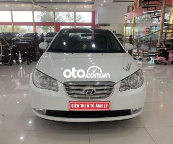 Hyundai Elantra 2011 - Bán xe Hyundai Elantra SX 1.8MT 2011, màu trắng, giá 245tr