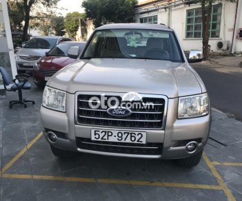 Ford Everest MT 2008 - Bán ô tô Ford Everest MT đời 2008, màu bạc, 300tr