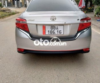 Toyota Vios E MT 2017 - Bán Toyota Vios E MT 2017, màu bạc, giá 355tr