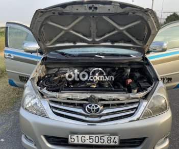 Toyota Innova G 2011 - Bán Toyota Innova G năm 2011, màu bạc, giá tốt