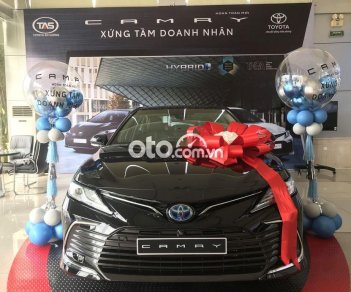 Toyota Camry AT 2021 - Bán ô tô Toyota Camry AT năm 2021, màu đen