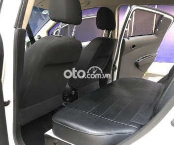Chevrolet Spark Van 2018 - Cần bán lại xe Chevrolet Spark Van sản xuất năm 2018, màu trắng