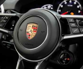 Porsche Cayenne 2020 - Bán Porsche Cayenne Coupe sản xuất 2020 mới 95% giá tốt 6 tỷ 750tr (có thương lượng)