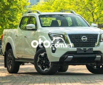 Nissan Navara 2021 - Bán Nissan Navara sản xuất năm 2021, màu trắng, nhập khẩu