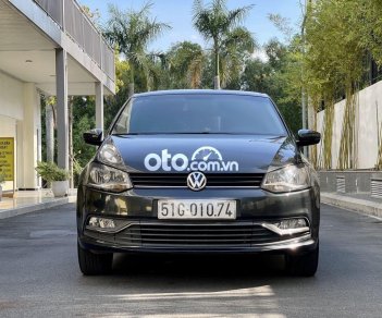 Volkswagen Polo  1.6 AT  2016 - Cần bán lại xe Volkswagen Polo 1.6 AT năm 2016, màu xám, nhập khẩu 