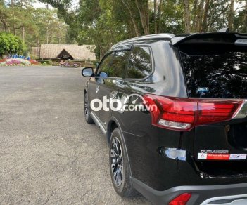 Mitsubishi Outlander 2019 - Bán Mitsubishi Outlander năm 2019, màu đen giá cạnh tranh