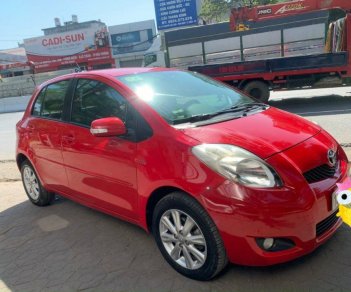 Toyota Yaris 2011 - Cần bán gấp Toyota Yaris 1.3E AT đời 2011, màu đỏ, nhập khẩu nguyên chiếc giá cạnh tranh