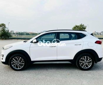 Hyundai Tucson AT 2019 - Cần bán lại xe Hyundai Tucson AT năm 2019, màu trắng còn mới