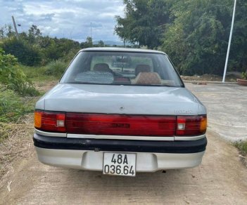 Mazda 323 1995 - Cần bán gấp Mazda 323 1.6MT Classic năm sản xuất 1995, màu bạc