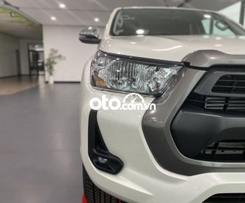 Toyota Hilux   2.4 AT 2021 - Bán xe Toyota Hilux 2.4 AT sản xuất năm 2021, nhập khẩu nguyên chiếc