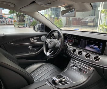 Mercedes-Benz AT 2018 - Mercedes Benz E250 AT sản xuất 2018 - sản xuất 2018 - xe đẹp không lỗi nhỏ
