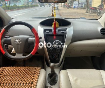 Toyota Vios  E  2011 - Bán xe Toyota Vios E đời 2011, màu bạc