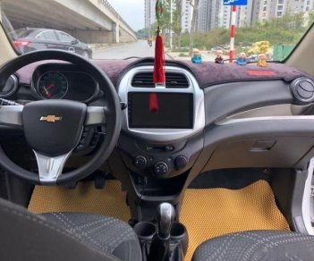 Chevrolet Spark LT 2019 - Bán xe Chevrolet Spark LT năm sản xuất 2019, màu trắng 