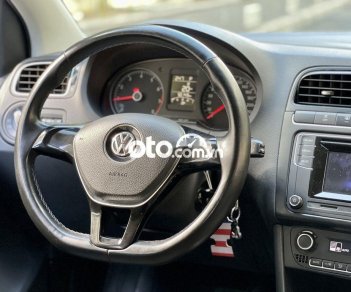 Volkswagen Polo  1.6 AT  2016 - Cần bán lại xe Volkswagen Polo 1.6 AT năm 2016, màu xám, nhập khẩu 