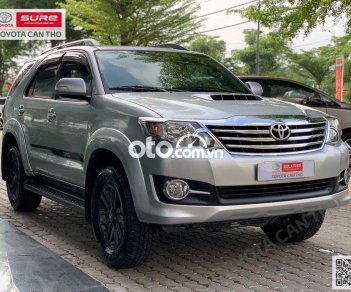 Toyota Fortuner G 2016 - Bán Toyota Fortuner G đời 2016, màu bạc xe gia đình