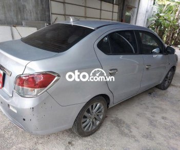 Mitsubishi VT200 MT 2017 - Bán Mitsubishi Attrage MT năm 2017, màu bạc