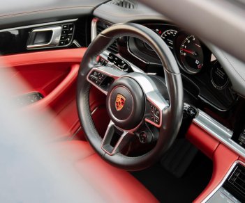 Porsche Panamera 2017 - Bán Porsche Panamera năm 2017, 1 chủ từ đầu, giá chỉ 6 tỷ 550tr