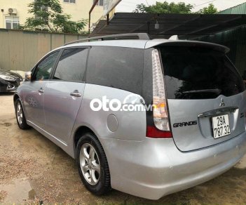 Mitsubishi Grandis 2005 - Bán Mitsubishi Grandis năm sản xuất 2005, màu bạc, giá 245tr