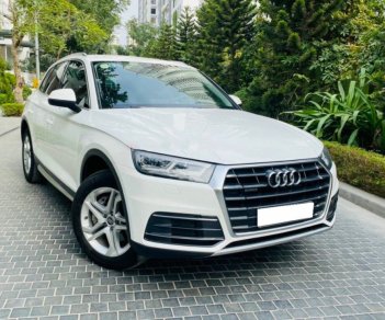 Audi Q5 2017 - Bán Audi Q5 2.0 TFSI sản xuất 2017, màu trắng, nhập khẩu nguyên chiếc