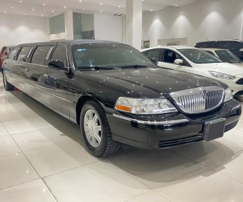 Lincoln Limousine 2011 - Lincoln Town Car (Limosine) 2011, đi chuẩn 9000 miles