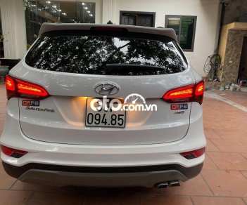 Hyundai Santa Fe 2018 - Bán xe Hyundai Santa Fe sản xuất 2018, màu trắng