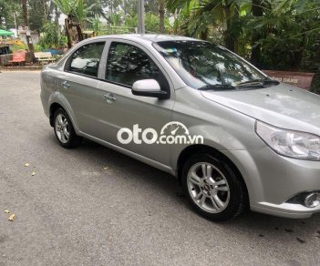 Chevrolet Aveo   LT  2015 - Cần bán gấp Chevrolet Aveo LT năm 2015, màu bạc, 235 triệu