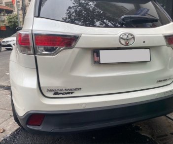 Toyota Highlander Limitted 2WD 3.5L 2015 - Bán Toyota Highlander Limitted 2WD 3.5L năm 2015, màu trắng, nhập khẩu nguyên chiếc