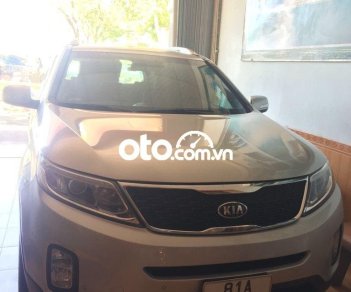 Kia Sorento 2016 - Bán Kia Sorento năm sản xuất 2016, màu bạc, giá tốt