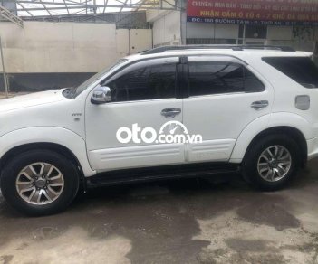 Toyota Fortuner 2012 - Bán xe Toyota Fortuner sản xuất 2012, màu trắng, giá 430tr