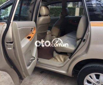 Toyota Innova G 2011 - Cần bán lại xe Toyota Innova G sản xuất năm 2011 giá cạnh tranh