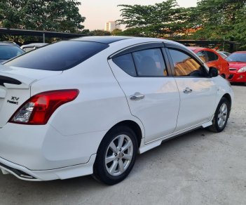 Nissan Sunny 2017 - Cần bán lại xe Nissan Sunny XV Premium S đăng ký lần đầu 2017 xe nhập, giá 375tr