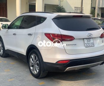 Hyundai Santa Fe CRDI 4WD 2015 - Bán Hyundai Santa Fe CRDI 4WD sản xuất 2015, màu trắng xe gia đình