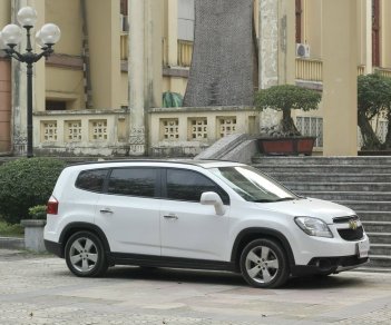 Chevrolet Orlando LTZ 1.8 2017 - Bán xe Chevrolet Orlando LTZ 1.8 2017, xe 7 chỗ trang bị: Smart key, cửa sổ nóc giá cực tốt