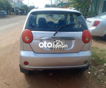 Chevrolet Spark MT 2010 - Cần bán gấp Chevrolet Spark MT năm sản xuất 2010, màu bạc, xe nhập xe gia đình