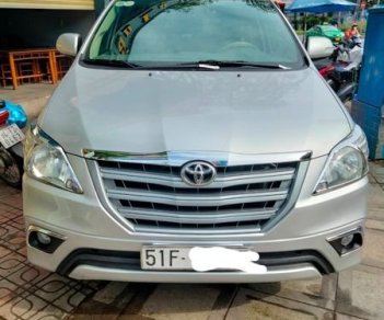 Toyota Innova 2.0E 2008 - Cần bán Toyota Innova 2.0E năm 2008, màu bạc