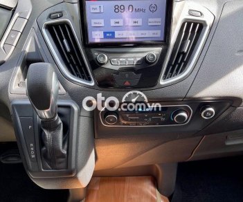 Ford Titanium 2019 - Bán Ford Tourneo Titanium sản xuất năm 2019, màu trắng, 808tr