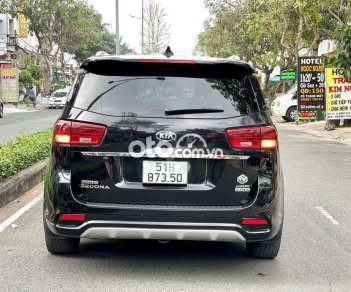 Kia VT250 Luxury 2020 - Bán xe Kia Sedona Luxury sản xuất năm 2020, màu đen số tự động