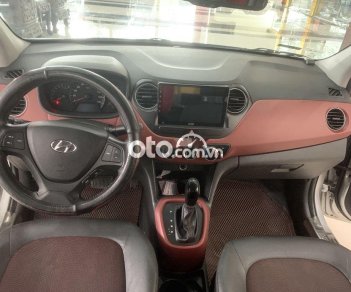 Hyundai Premio    1.2 AT  2018 - Cần bán lại xe Hyundai Grand i10 1.2 AT sản xuất năm 2018, màu bạc