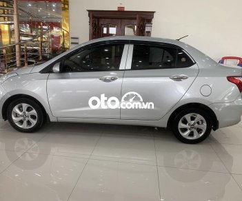 Hyundai Premio    1.2 AT  2018 - Cần bán lại xe Hyundai Grand i10 1.2 AT sản xuất năm 2018, màu bạc