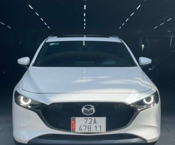 Mazda 3 Sport 2.0 Premium  2020 - Bán xe Mazda 3 Sport 2.0 Premium năm 2020, màu trắng, 765tr